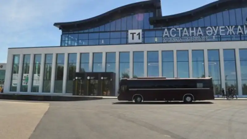 Снижена стоимость парковки в аэропорту Назарбаева