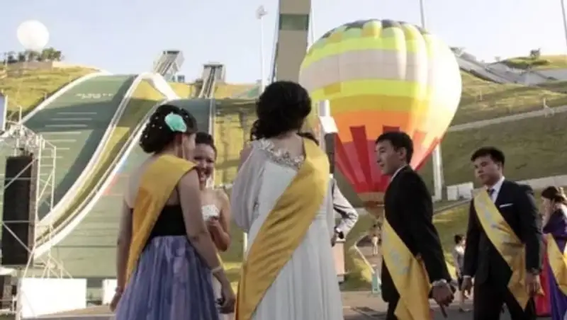 Ежегодный фестиваль выпускников школ Алматы «Жас Т&#1199;лек - 2015» пройдет 20 июня