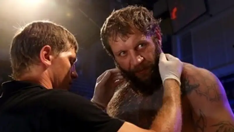 Емельяненко-младший не приедет в Караганду из-за подписки о невыезде