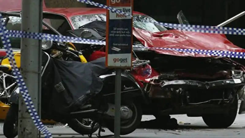 СМИ: въехавший в толпу в Мельбурне водитель страдал расстройством психики