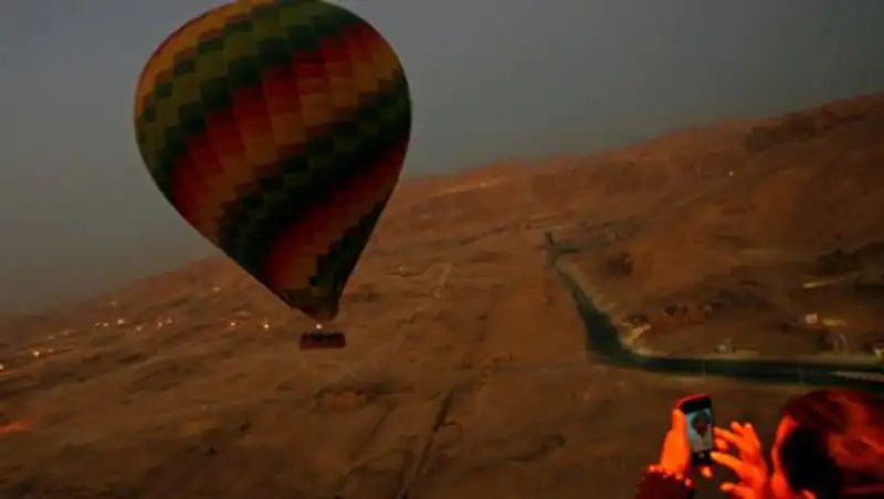 В Турции разбился воздушный шар с туристами