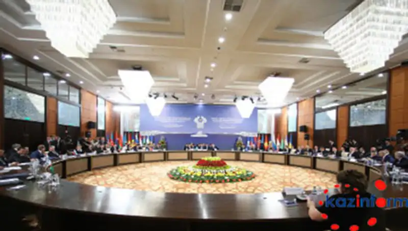 Премьер Беларуси А. Кобяков призвал страны ЕАЭС ускорить устранение изъятий и ограничений во взаимной торговле