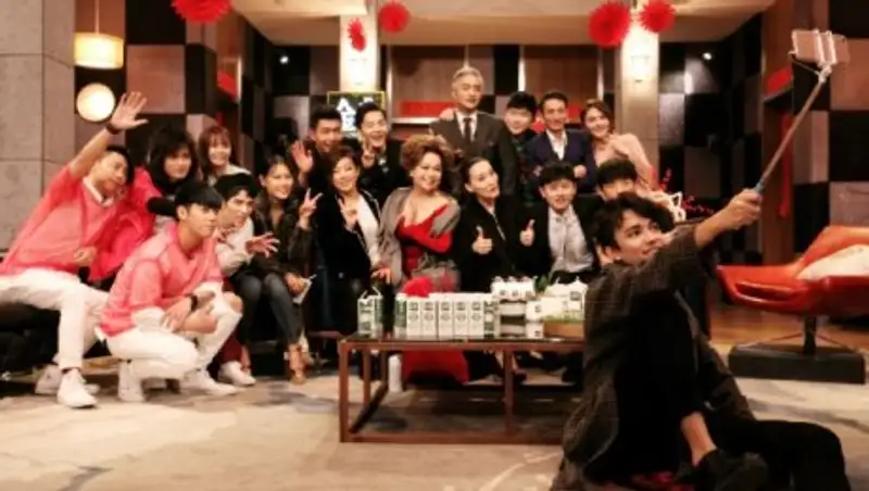 Видео о закулисной жизни Димаша Кудайбергенова появилось в Сети