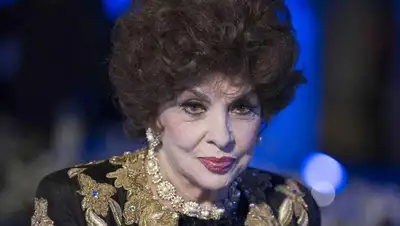 Баллотируется в итальянский парламент, фото - Новости Zakon.kz от 14.08.2022 01:51