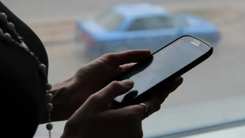 В КУИС создана "горячая линия" в WhatsApp для приема обращений и жалоб