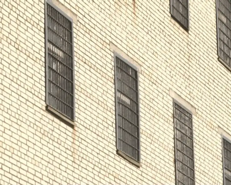 В Уральске заканчивается строительство колонии строгого режима с покамерным содержанием В Уральске заканчивается строительство колонии строгого режима с покамерным содержанием, фото - Новости Zakon.kz от 26.11.2013 01:33