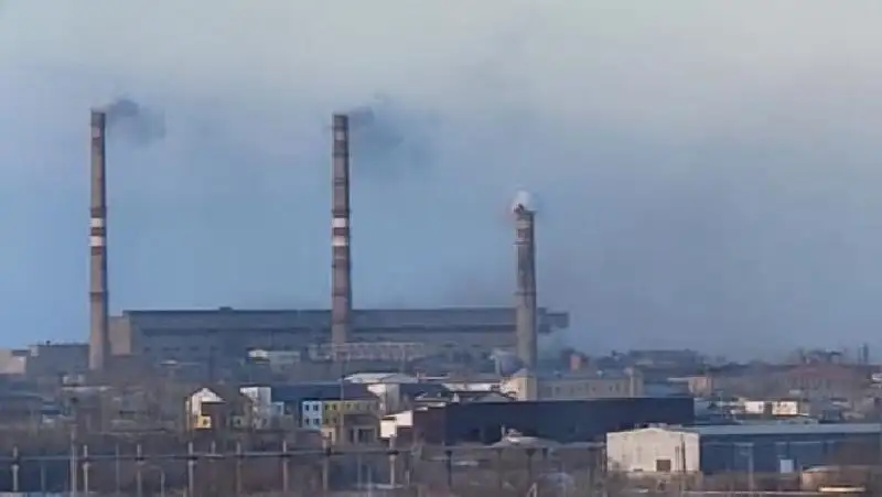 ЧП на ТЭЦ-2 в Петропавловске: названа предварительная причина обрушения дымовой трубы