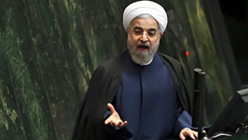 Президент Ирана усмотрел в падении цен на нефть заговор против мусульман