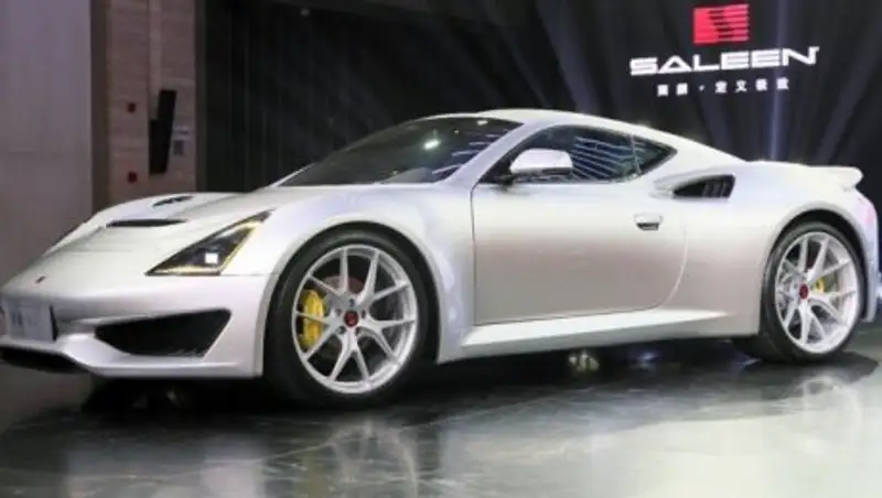 В Лос-Анджелес едет новый суперкар Saleen S1