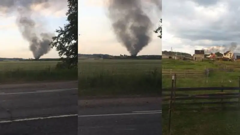 Три человека погибли при крушении вертолета под Петербургом