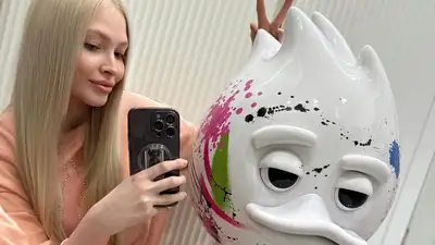 Модель Алена Шишкова опубликовала фото с дочерью и сыном Тимати, фото - Новости Zakon.kz от 11.09.2023 11:40