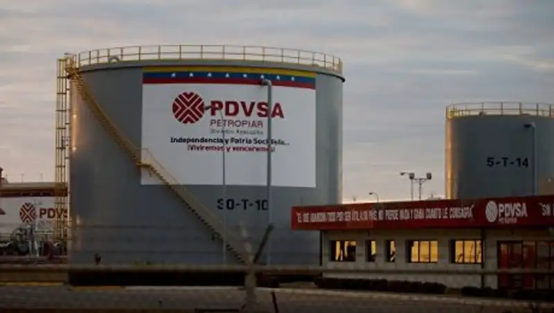 Венесуэла начала оценивать нефть в юанях вместо долларов