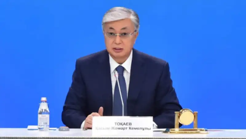 Токаев высказался о взятках на блокпостах