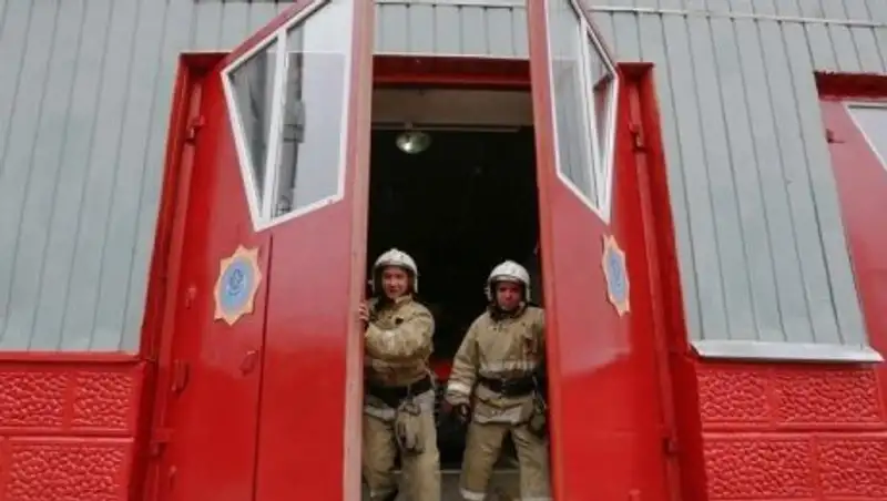 17 тысяч гектаров сенокосов сгорело в Атырауской области