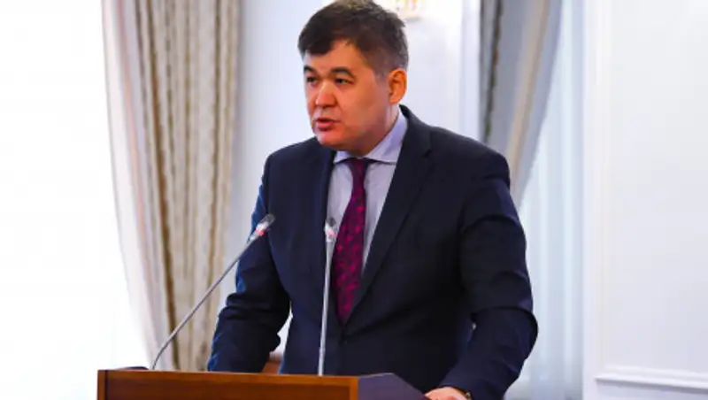 Биртанов: Надо уходить от маленьких больниц