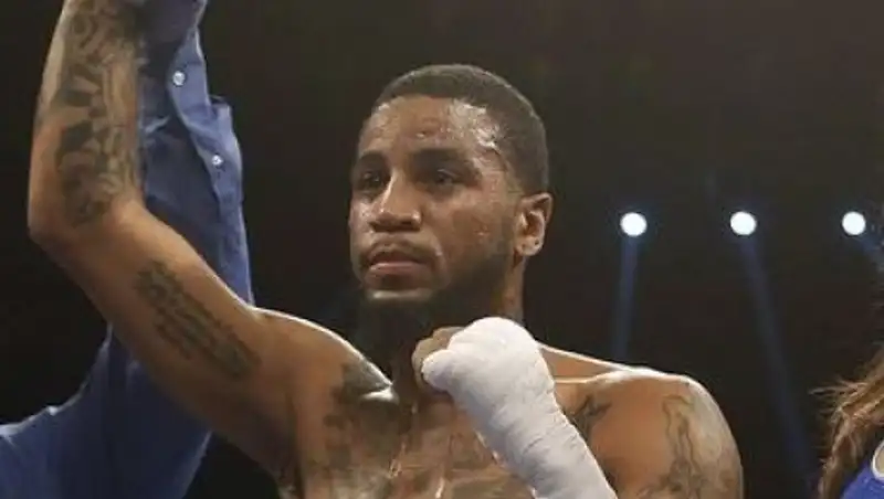 IBF назвала того, кого должен бить Головкин