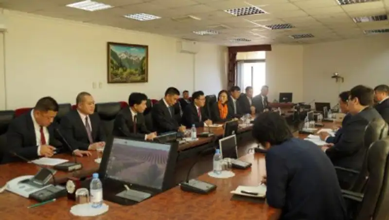 Булат Бакауов презентовал инвестиционные возможности китайским инвесторам