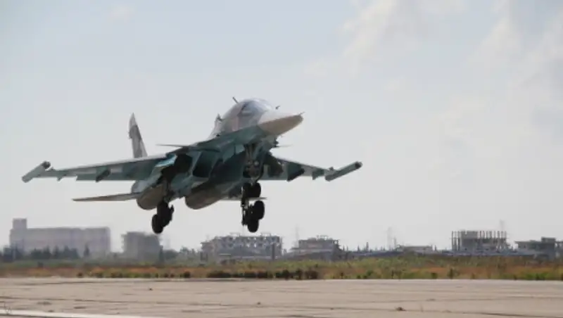 Военные США и России обсудили полеты над Сирией