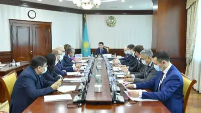 мажилис, бюро, депутаты, группа, Жаңа Қазақстан, регистрация, фото - Новости Zakon.kz от 11.02.2022 16:12