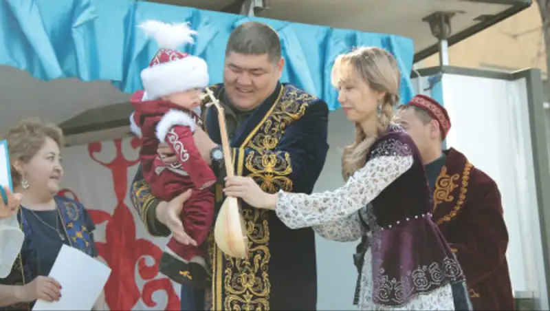 Командующий Десантно-штурмовыми войсками генерал-майор принял участие в "тусау кесу"