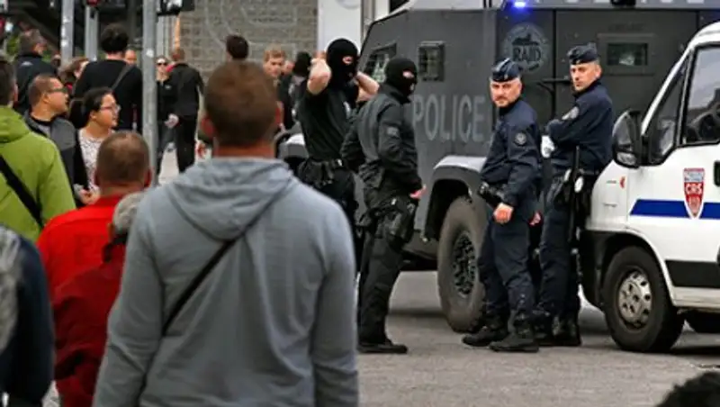 В супермаркетах Лилля перед матчем сборной России запретили продажу алкоголя