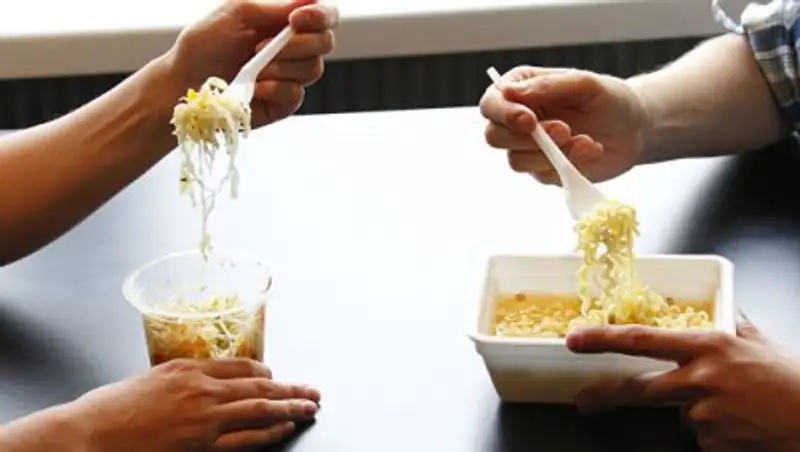 Как влияет лапша быстрого приготовления на организм