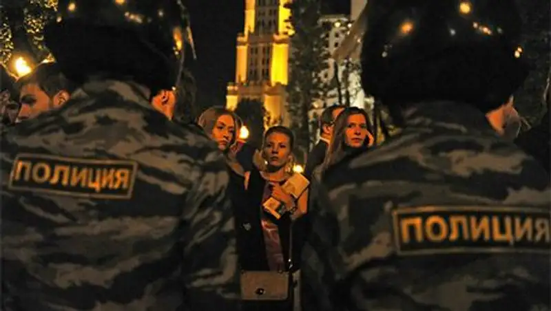 В России запрещены ночные митинги