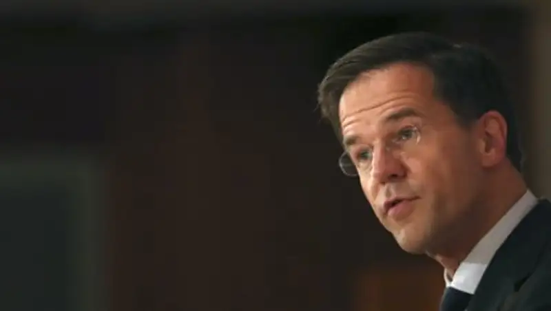 Голландский премьер отказался извиняться перед Турцией