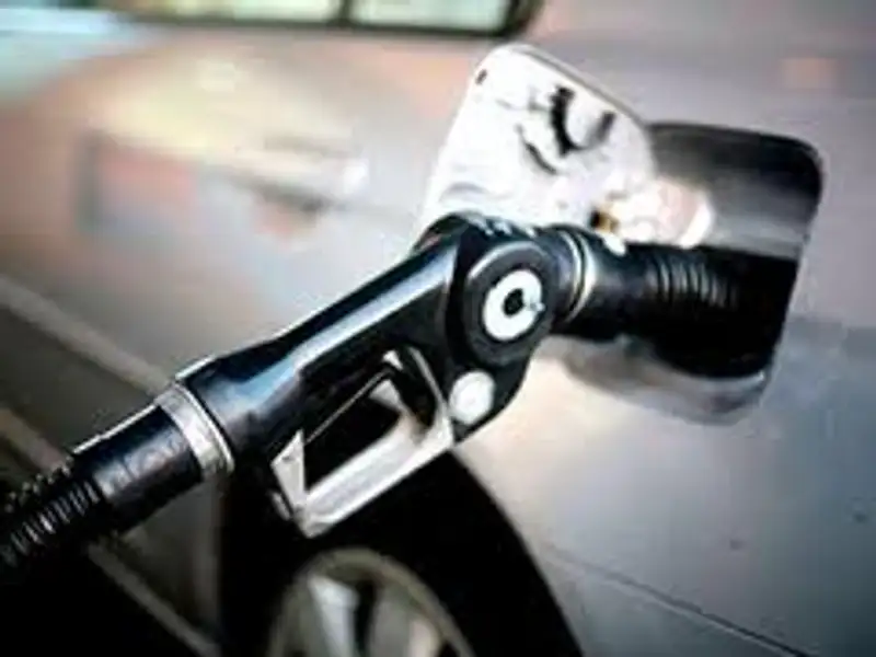 Предельные розничные цены на ГСМ в Казахстане с июля будут снижены, фото - Новости Zakon.kz от 26.06.2012 16:13