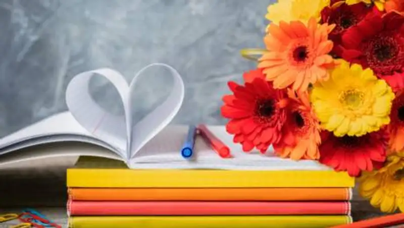 День учителя отмечают в Казахстане