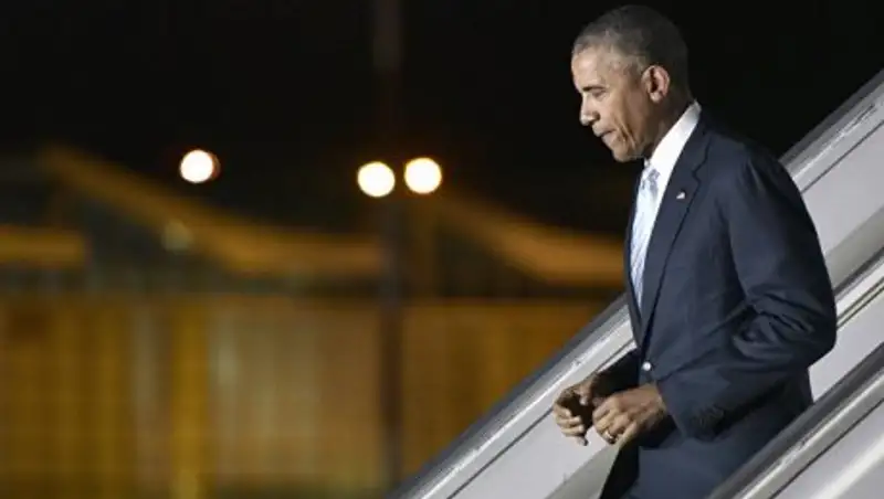 Обама сократит визит в Испанию из-за стрельбы в Далласе