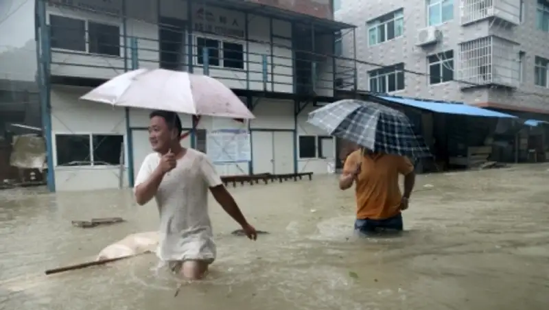 Число жертв тайфуна "Соуделор" в Китае увеличилось до 17 человек