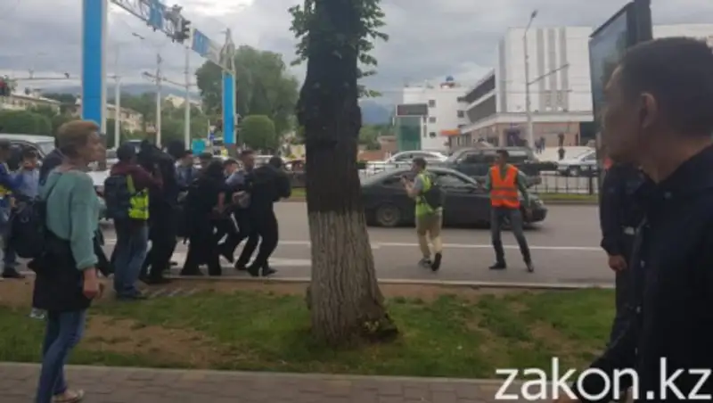 Региональные группы НПМ посетили задержанных митингующих