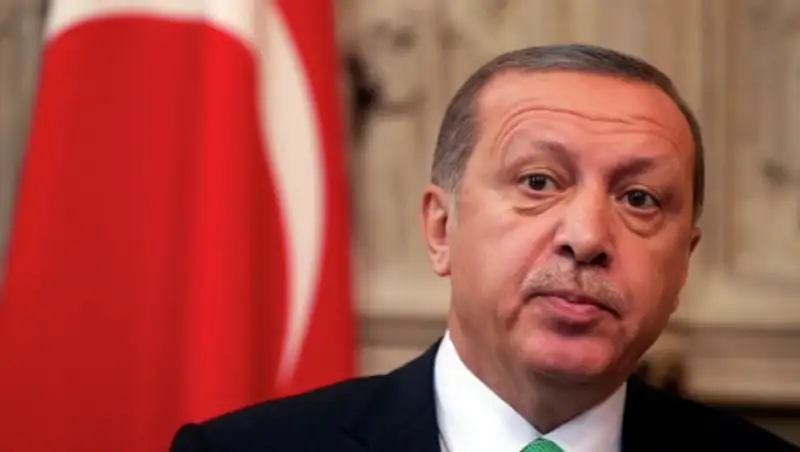 Президент Турции отменил визит в Туркмению в связи с терактом в Анкаре