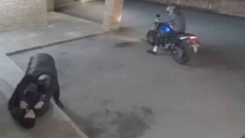 Горе луковое: в Лондоне вор нокаутировал напарника