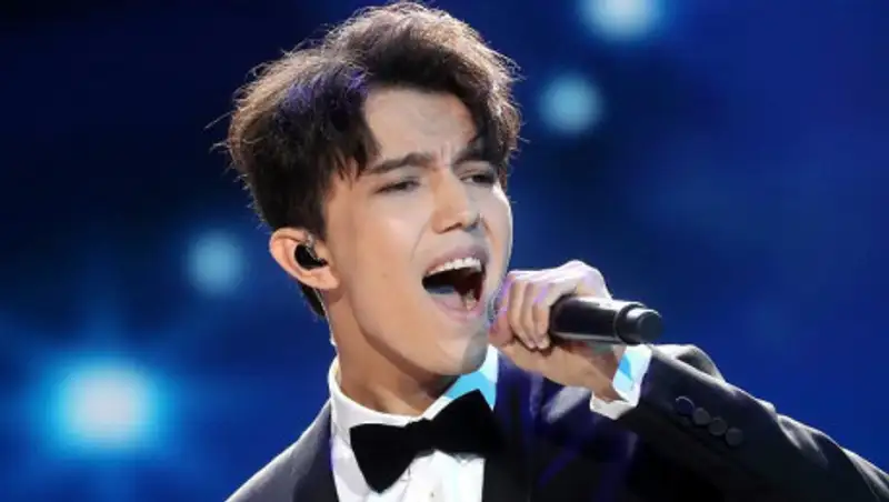 Димаш Кудайберген презентовал новую песню в Кремле