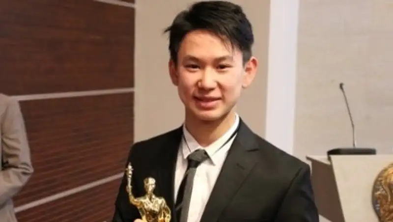 Денис Тен встретился с президентом МОК Томасом Бахом