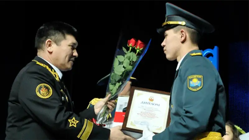 Определен победитель фестиваля армейской песни «Жас &#1201;лан»