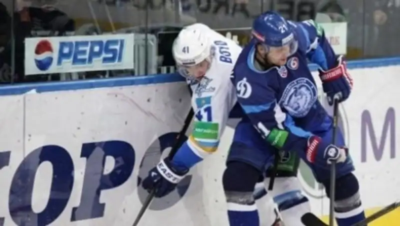 Российские СМИ: «В матче против „Динамо“ на „Барыс“ обрушится вся мощь „Арены Минск“»