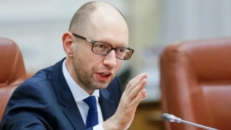 Яценюк озвучил план действий Кабмина на 2016 год