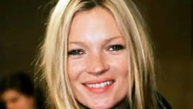 Кейт Мосс вывели из самолета за непристойное поведение