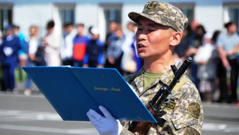 Со вчерашнего дня уже звонят – министр о молодежи, готовой вступить в ряды