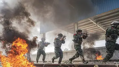 Армия КНР призывает готовится к войне, фото - Новости Zakon.kz от 29.07.2022 21:14