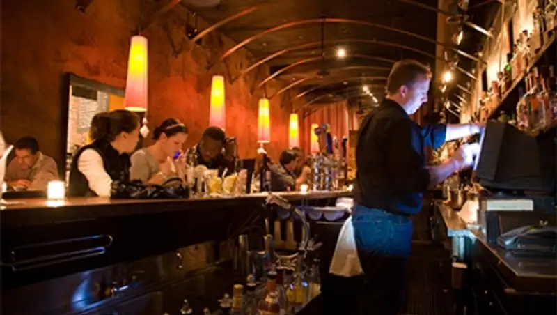 Составлен рейтинг городов с самым дорогим пивом