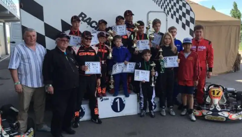 Любовь Андреева завоевала «бронзу» на первом этапе чемпионата РК по картингу