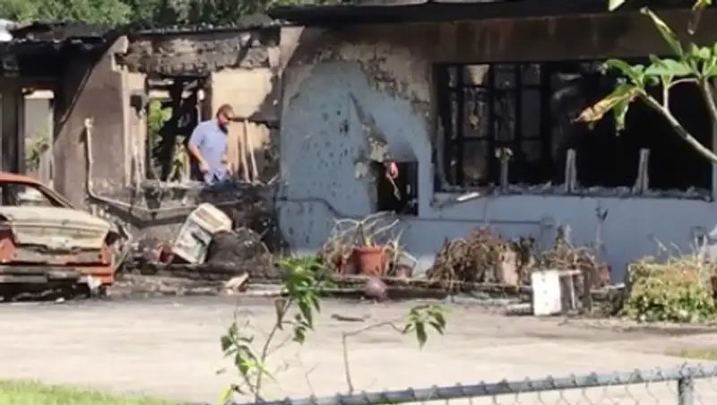 Собака спасла хозяев от пожара и сгорела заживо