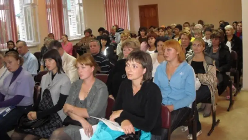 Полицейские Алматы встретились более чем с 12 тыс. школьниками и их родителями