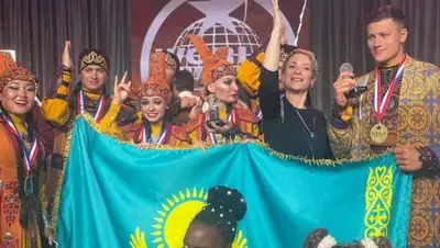 Неслышащие танцоры из Казахстана завоевали Гран-при ЧМ в США, фото - Новости Zakon.kz от 30.07.2022 17:23