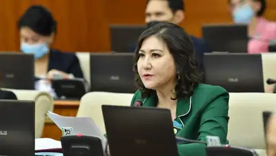 депутат Мажилиса Парламента РК, переливание крови , фото - Новости Zakon.kz от 22.12.2021 13:52