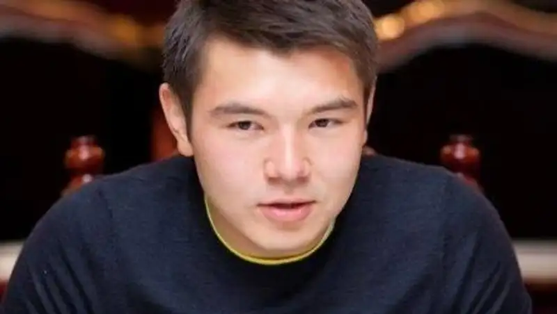 Айсултан Назарбаев: В качестве своей благодарности я обещаю высадить аллею деревьев